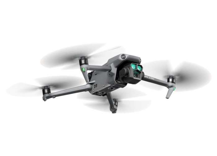 DJI Mavic 3 Pro Drohne für Luftaufnahmen. Die neue DJI Mavic 3. Mavic 3 Pro Drohne für Filmaufnahmen mit hochauflösender Kamera. DJI Mavic 3 Pro